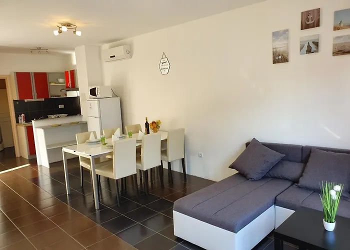 Apartments Lara