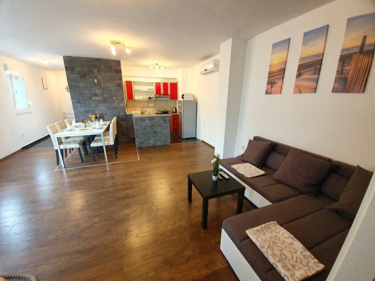 Lara Apartment Drvenik (Split-Dalmatia)