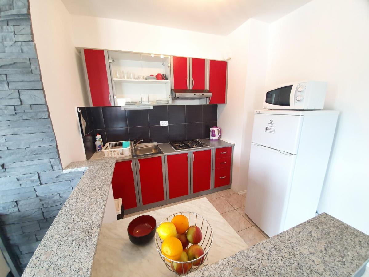 Apartment Lara Drvenik (Split-Dalmatia)